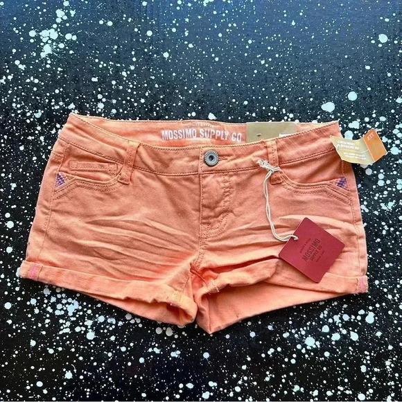 NWT Mossimo Low Waist Shorts Size 3 Fit 6 - Picture 2 of 5